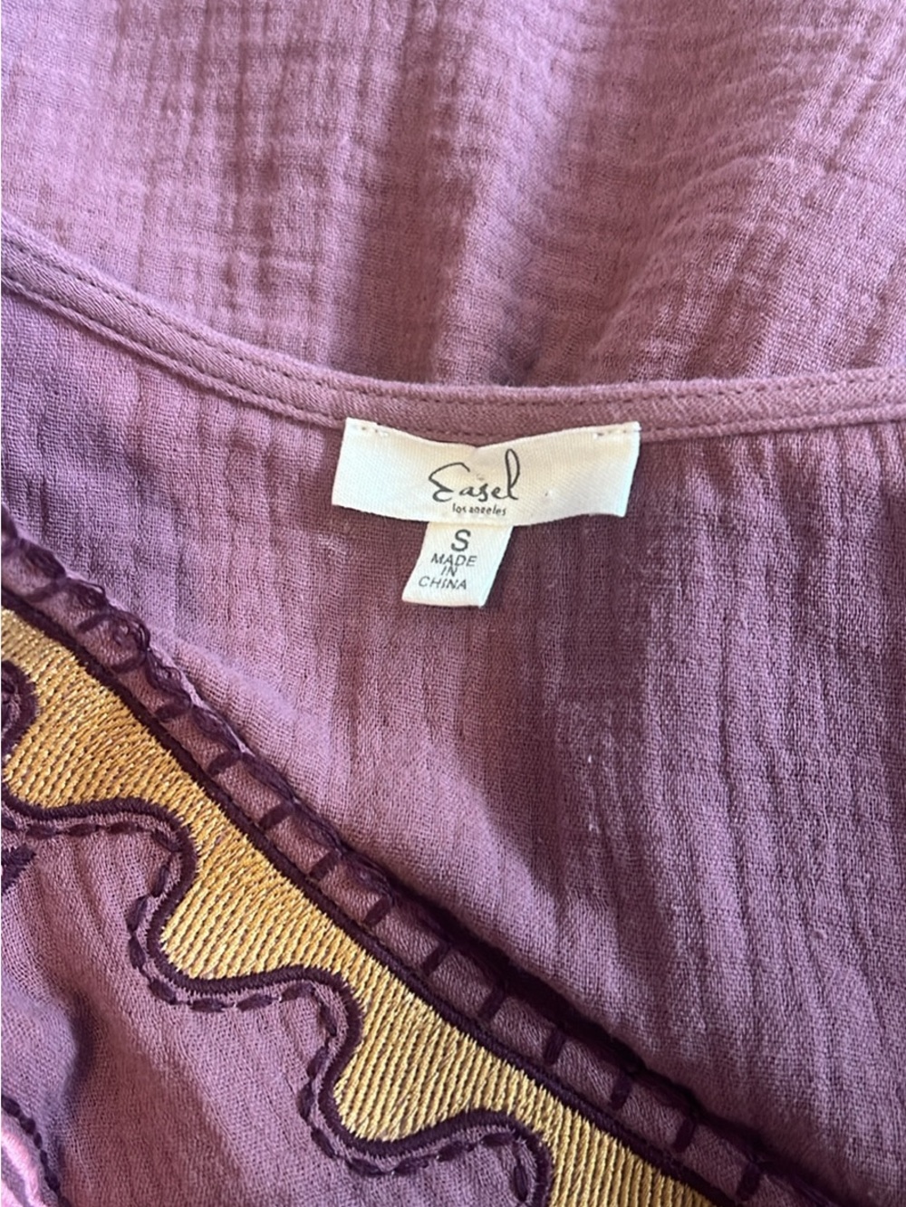 easel Mauve Pink Embroidered V-Neck Peasant Tunic - Picture 5 of 5